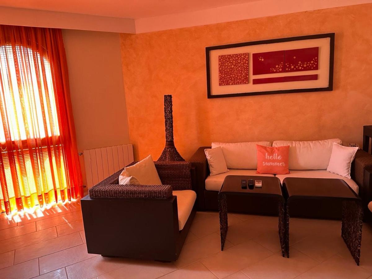 Oazis Vip Club Aparthotel Σάνι Μπιτς Εξωτερικό φωτογραφία