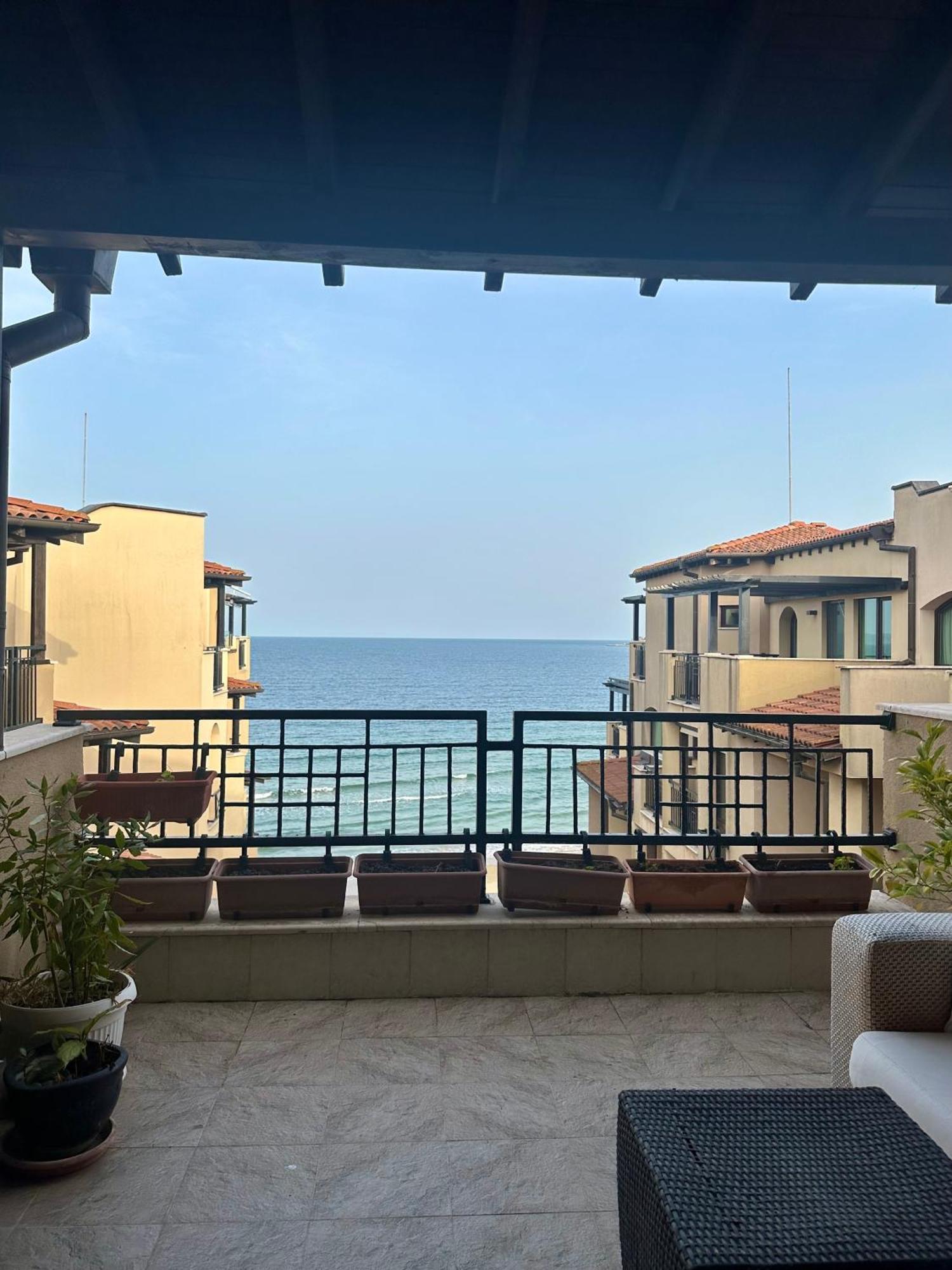 Oazis Vip Club Aparthotel Σάνι Μπιτς Εξωτερικό φωτογραφία