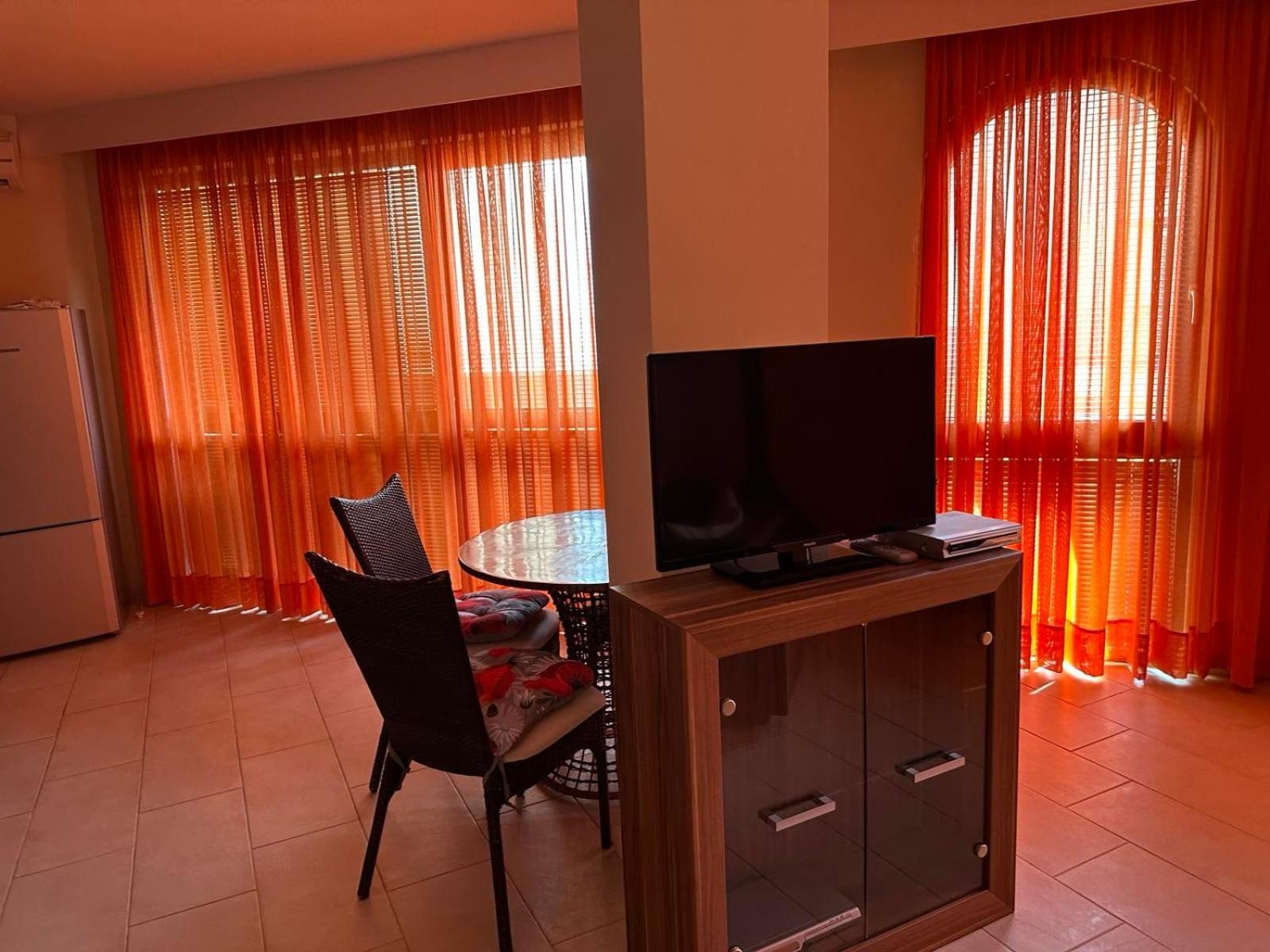 Oazis Vip Club Aparthotel Σάνι Μπιτς Εξωτερικό φωτογραφία